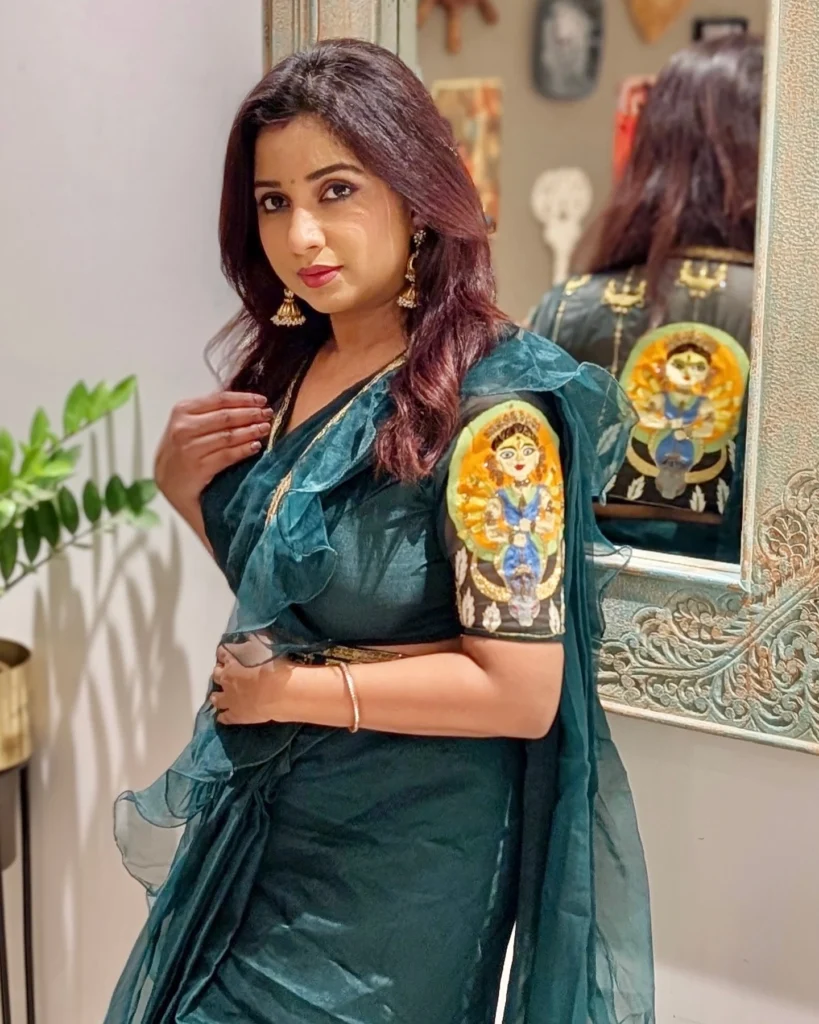 Sunidhi Chauhan,hot51live