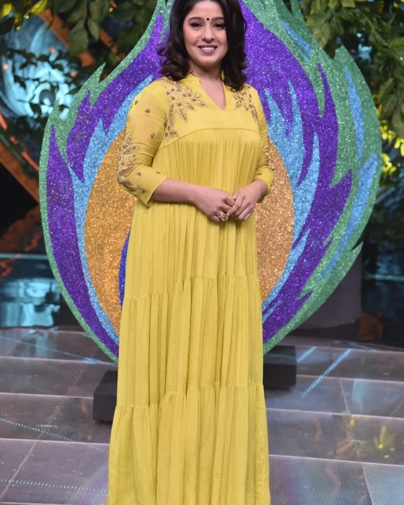 Sunidhi Chauhan,hot51live