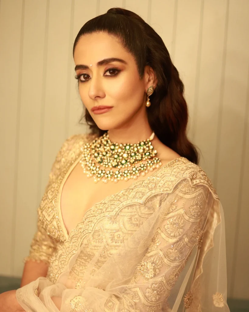 Jonita Gandhi,hot51live