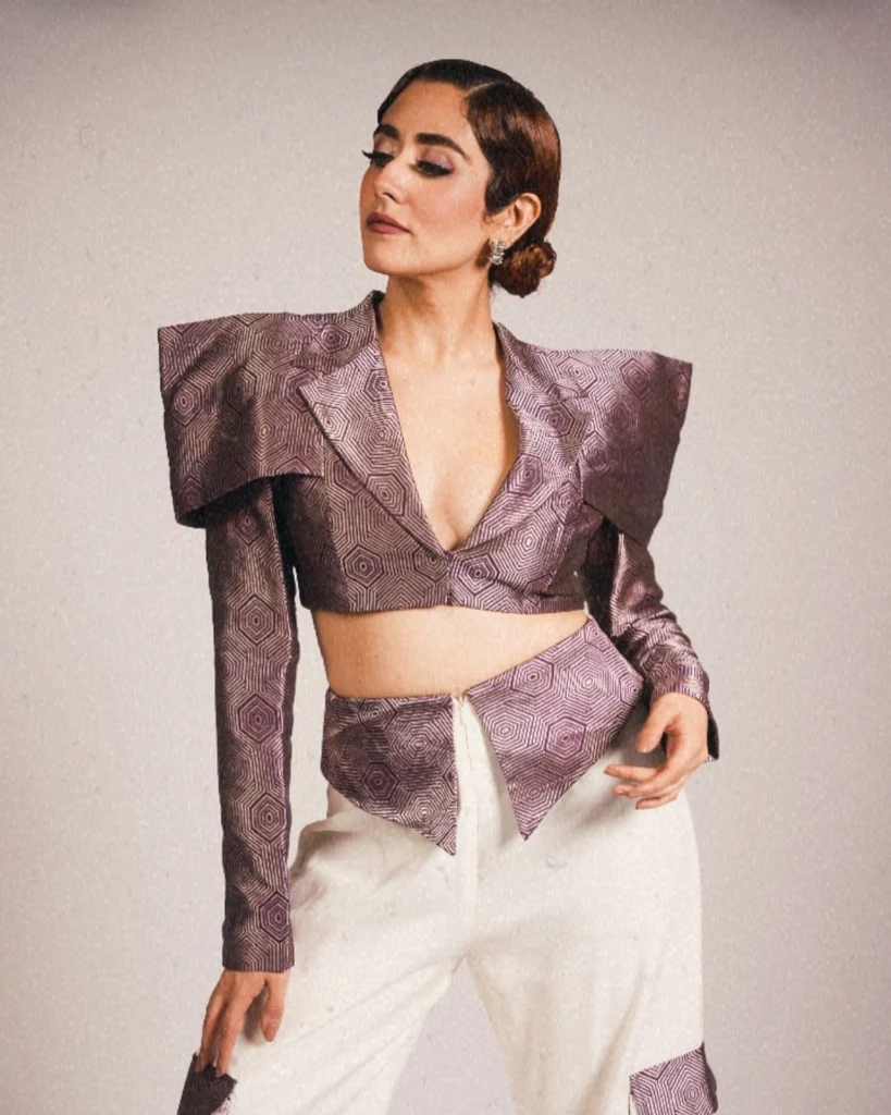 Jonita Gandhi,hot51live
