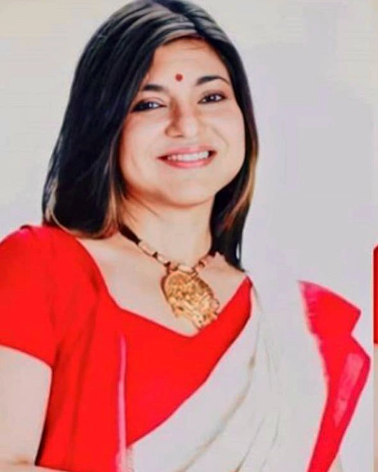 Alka Yagnik,hot51live