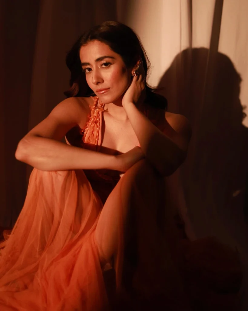 Jonita Gandhi,hot51live