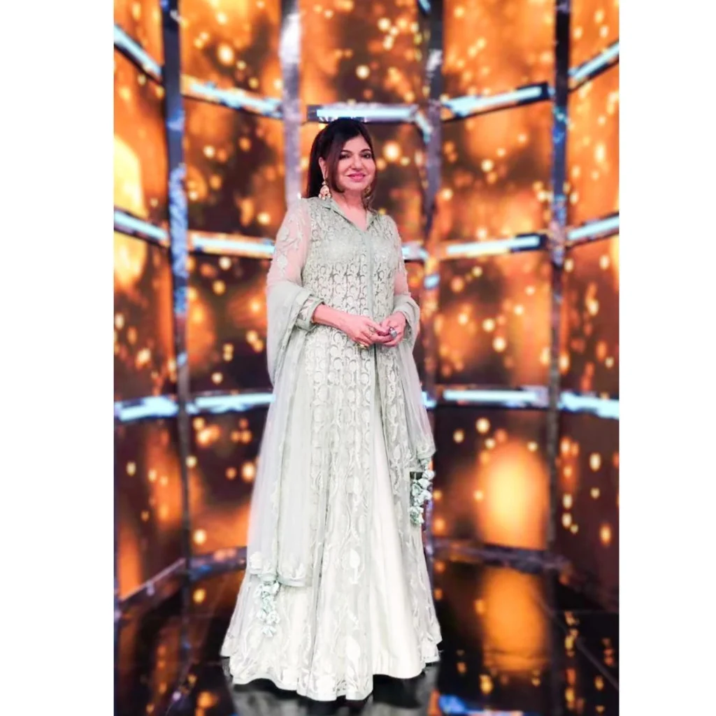 Alka Yagnik,hot51live