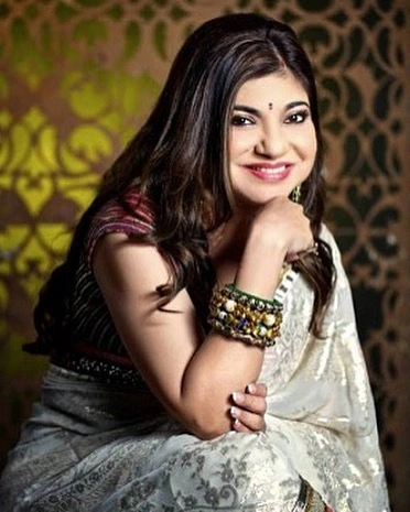 Alka Yagnik,hot51live