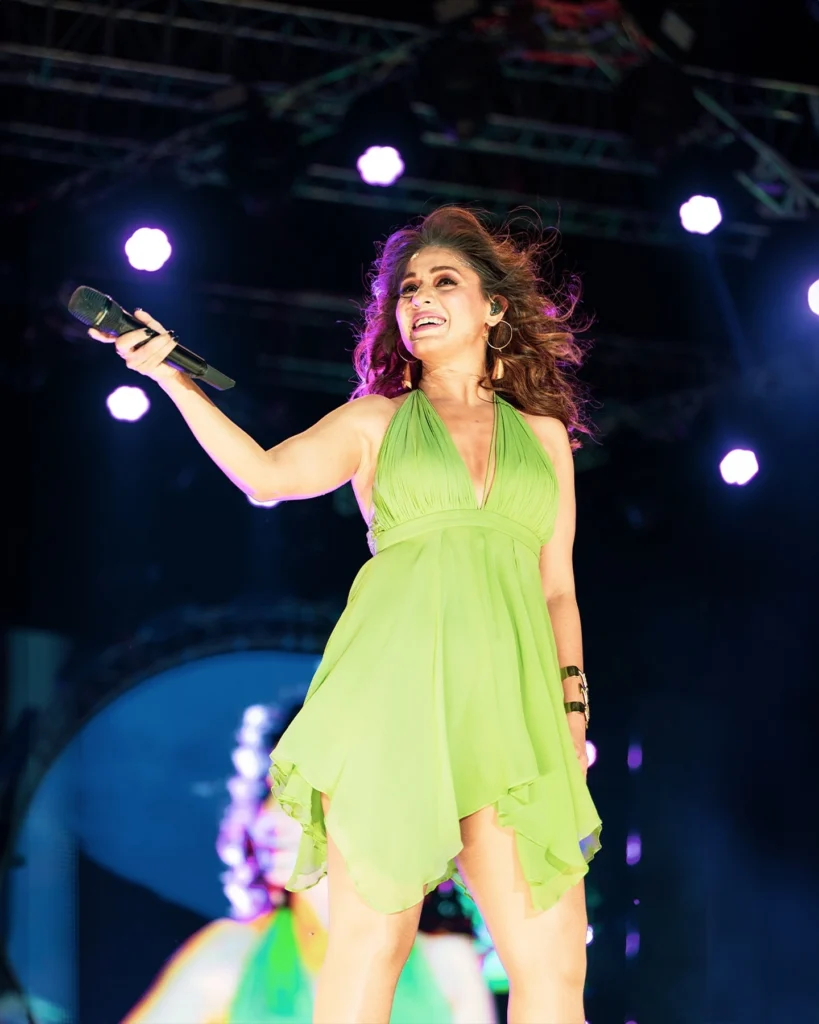 Sunidhi Chauhan,hot51live
