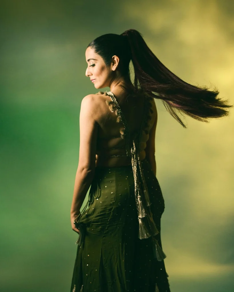 Jonita Gandhi,hot51live