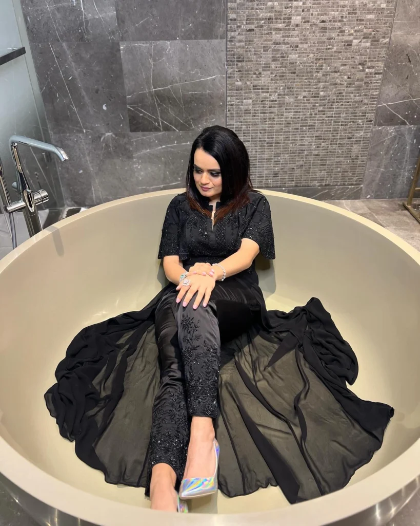 Aditi Singh Sharma,hot51live