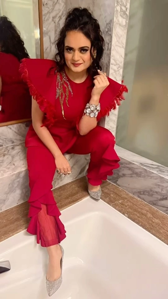 Aditi Singh Sharma,hot51live