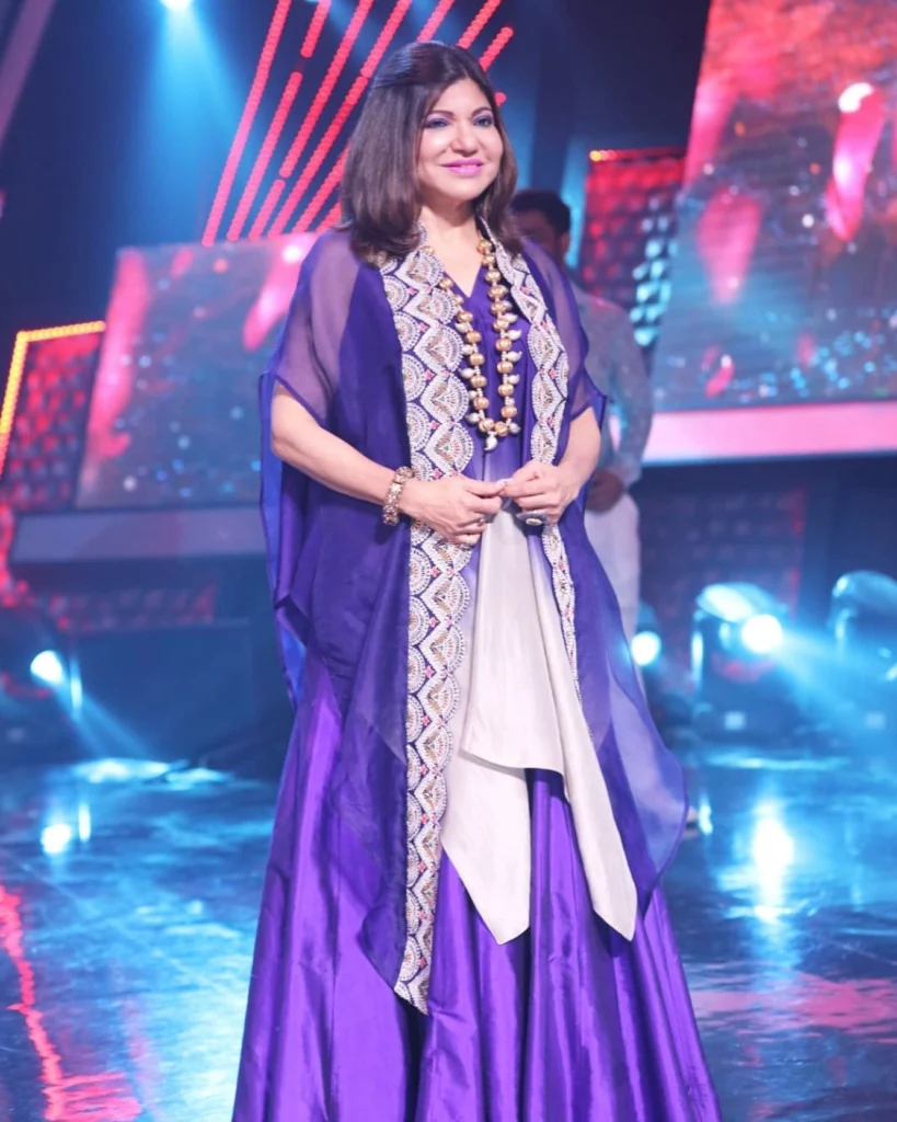 Alka Yagnik,hot51live