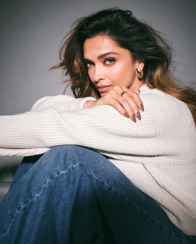 Deepika Padukone,hot51live