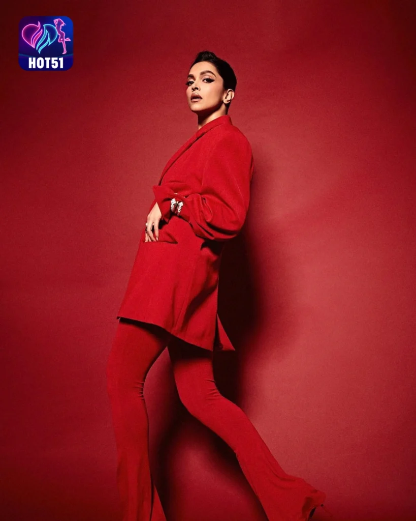 Deepika Padukone,hot51live