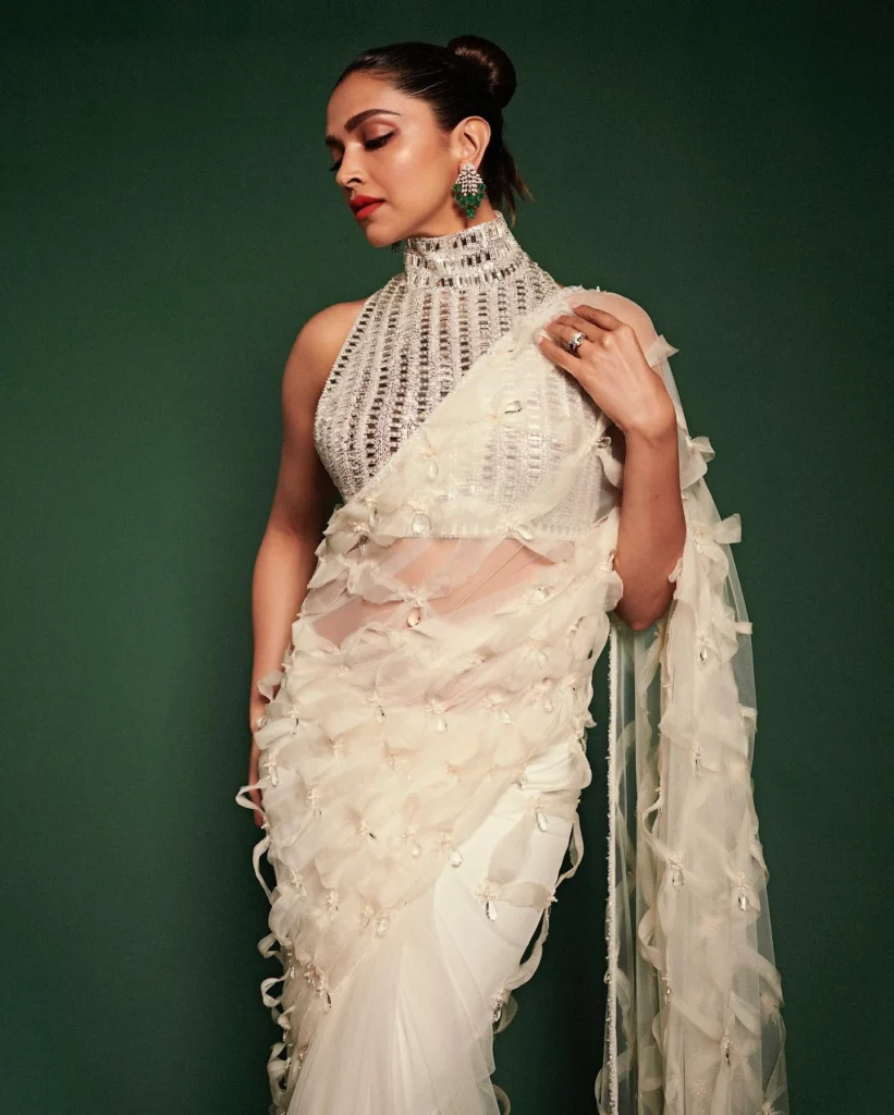 Deepika Padukone,hot51live