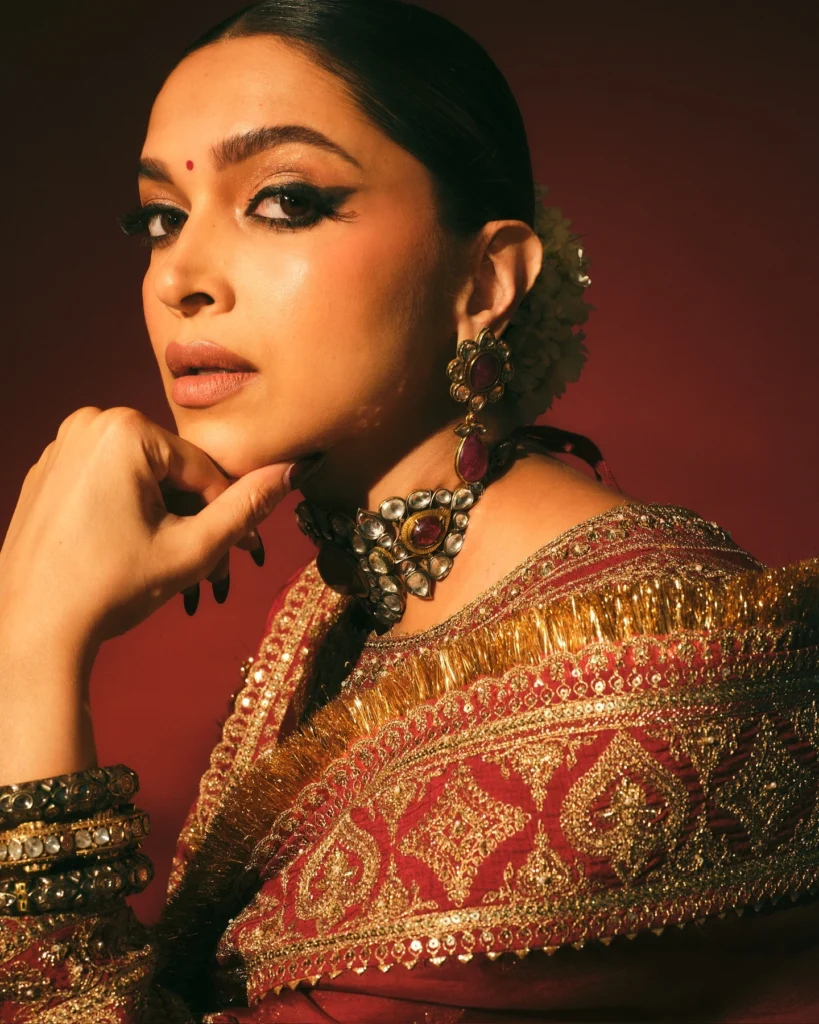 Deepika Padukone,hot51live