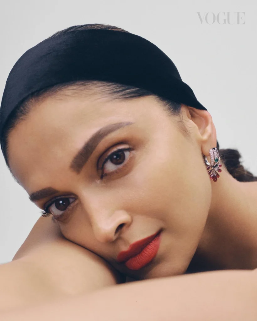 Deepika Padukone,hot51live