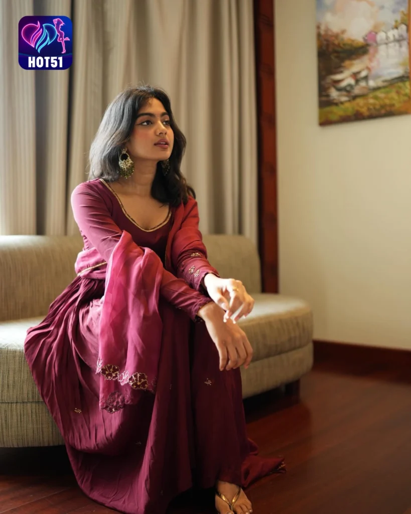 Devika Sanjay,hot51live