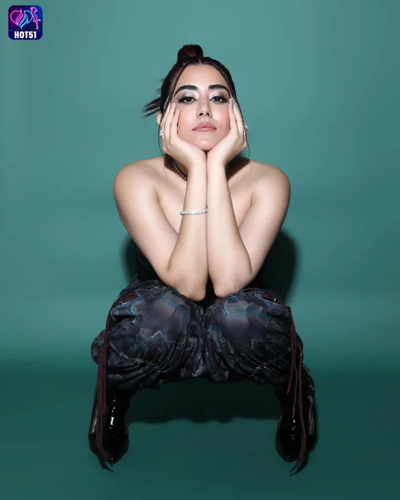 Jonita Gandhi,hot51live