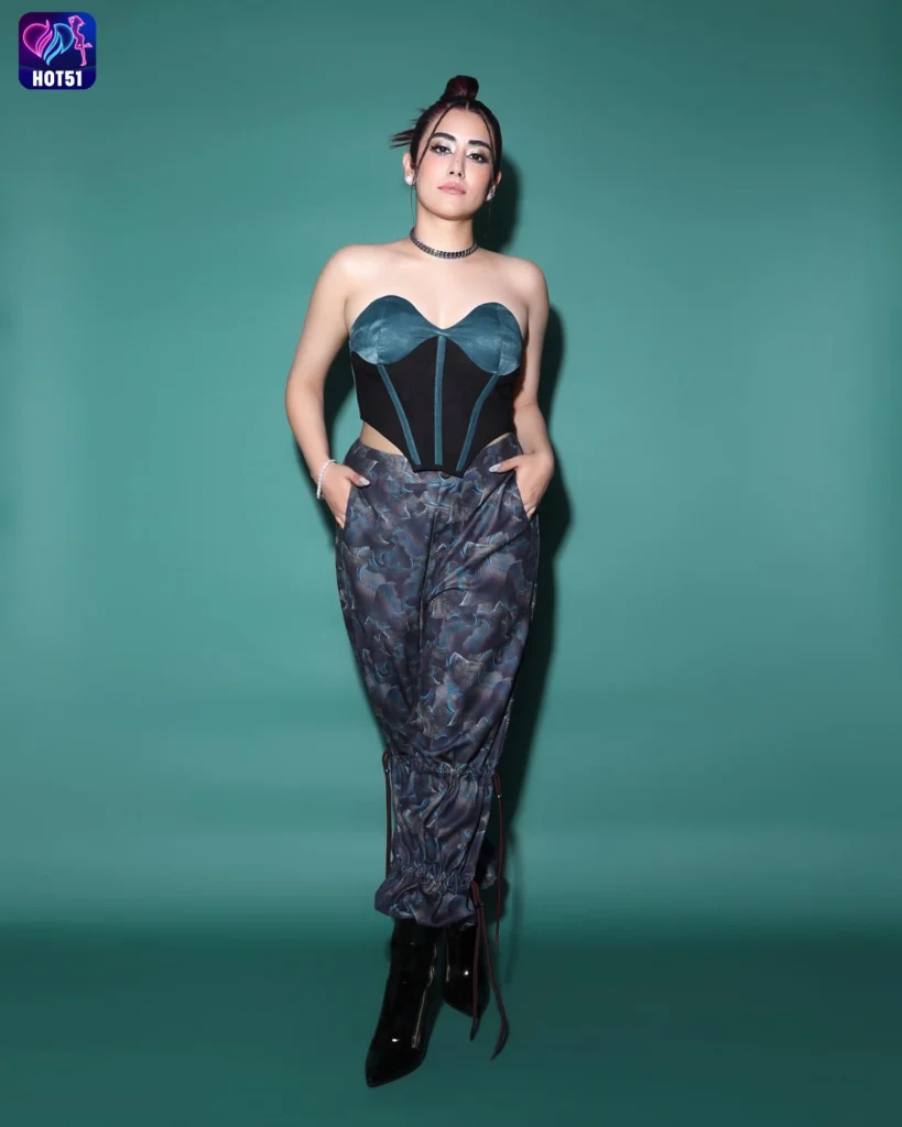 Jonita Gandhi,hot51live
