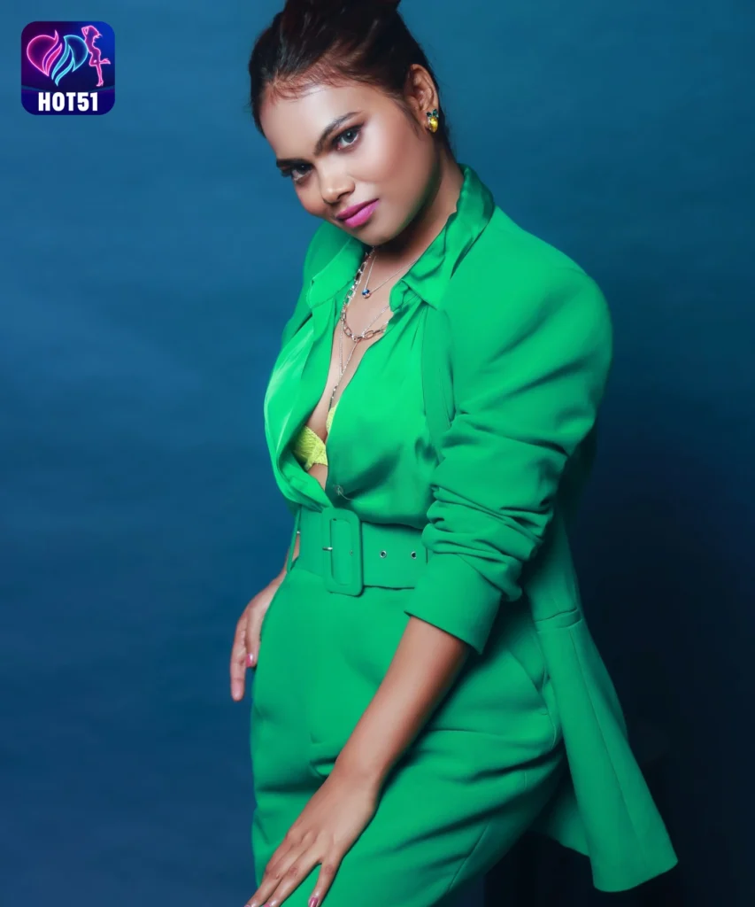 Mihika Kashwaha,hot51live