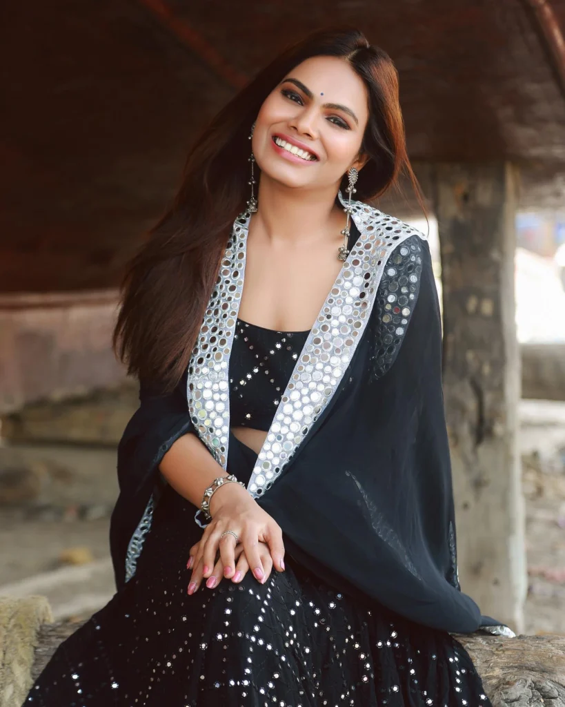 Mihika kushwaha,hot51live