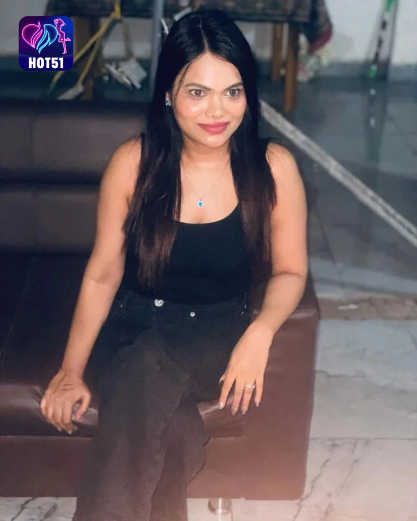 Mihika Kushwaha,hot51live
