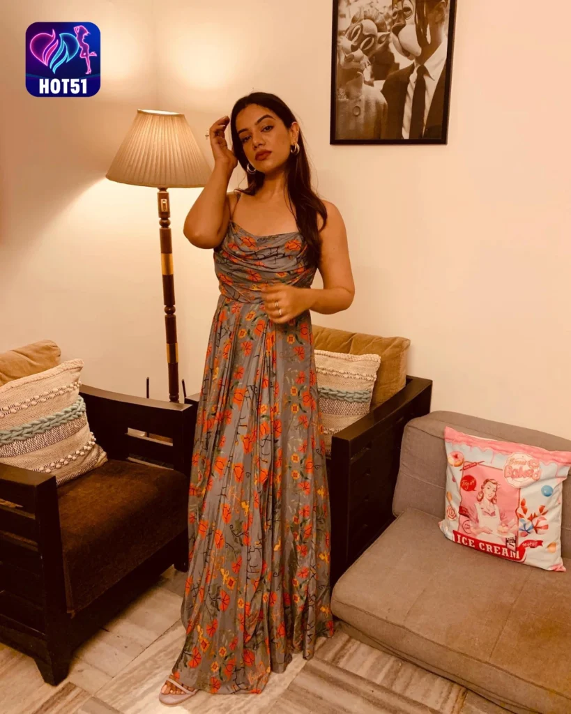 Nidhi Singh,hot51live