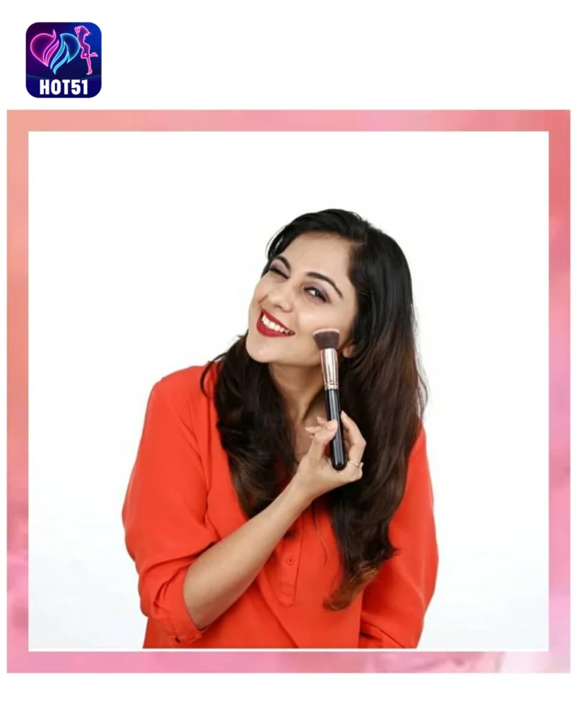 Saba Saudagar,hot51live