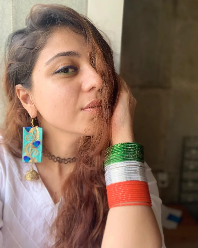 Saba Sauduager,hot51live