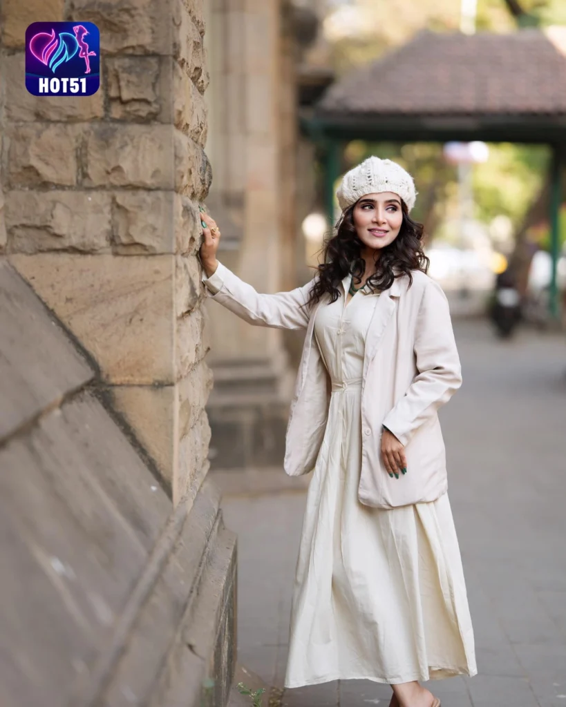 Sheetal Kale,hot51live