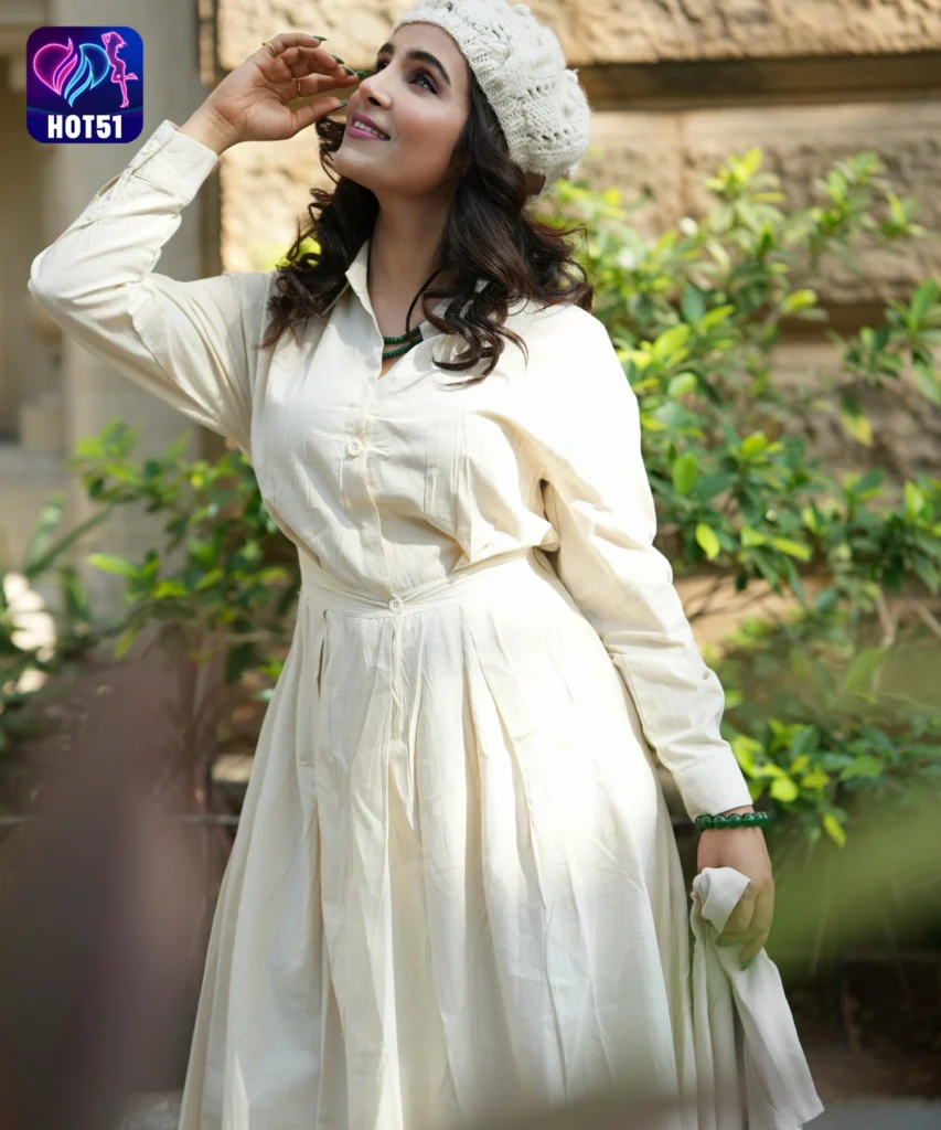 Sheetal Kale,hot51live