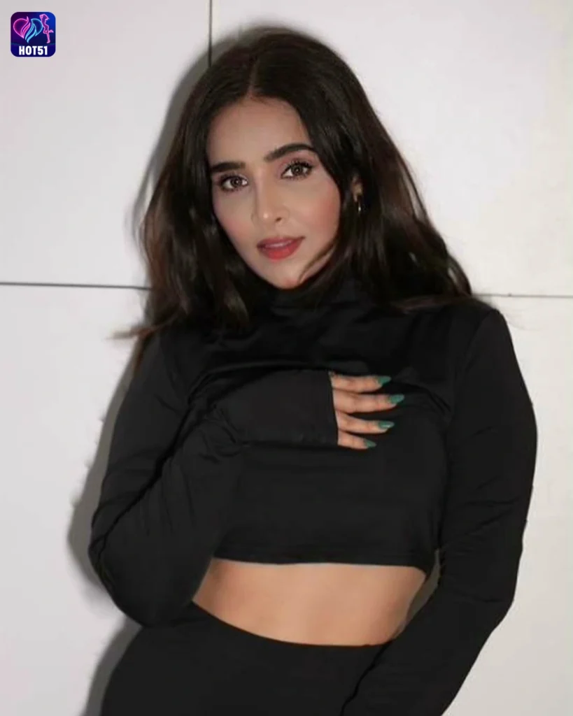 Sheetal Kale,hot51live