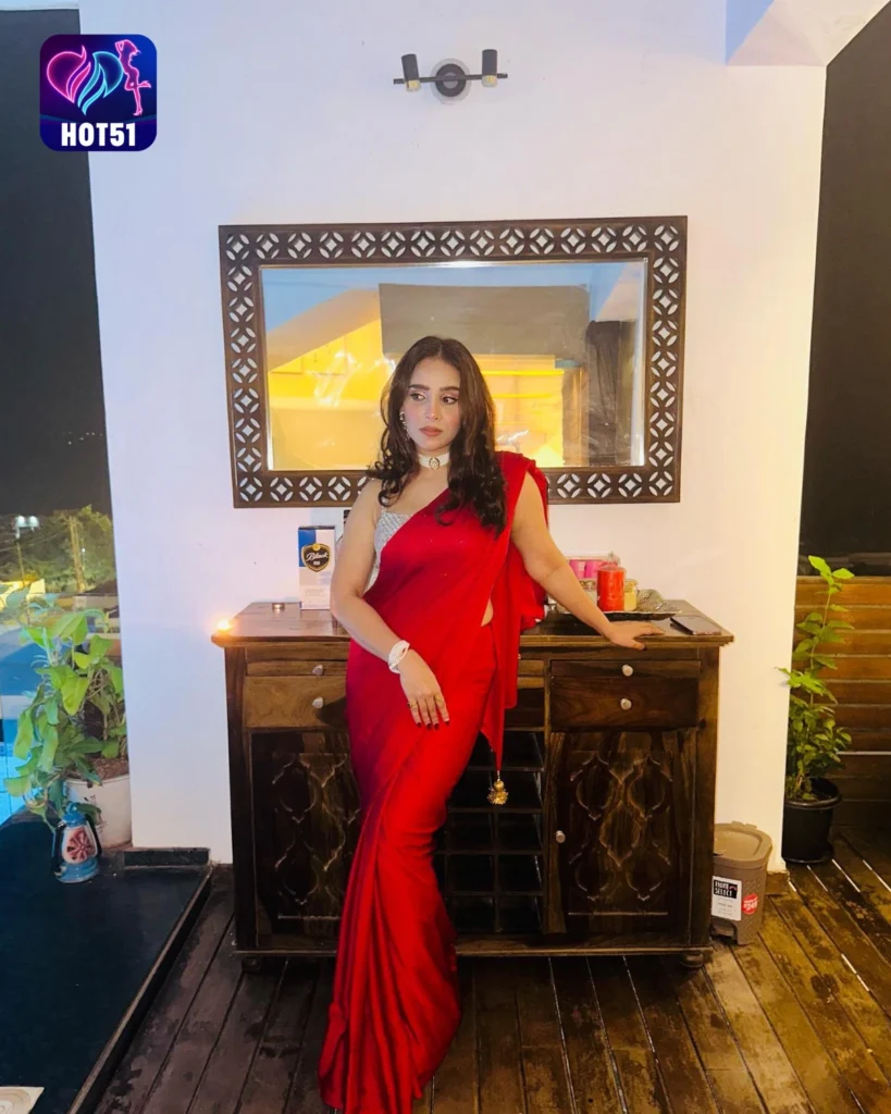 Sheetal Kale,hot51live
