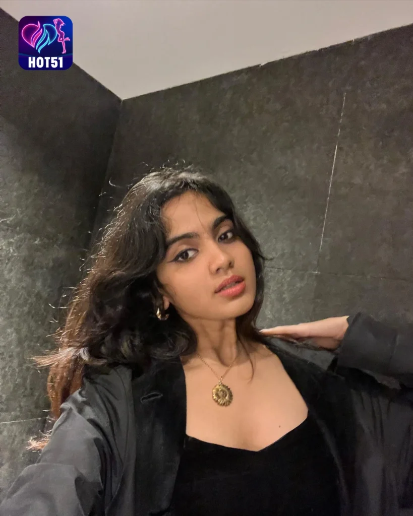 Devika Sanjay,hot51live