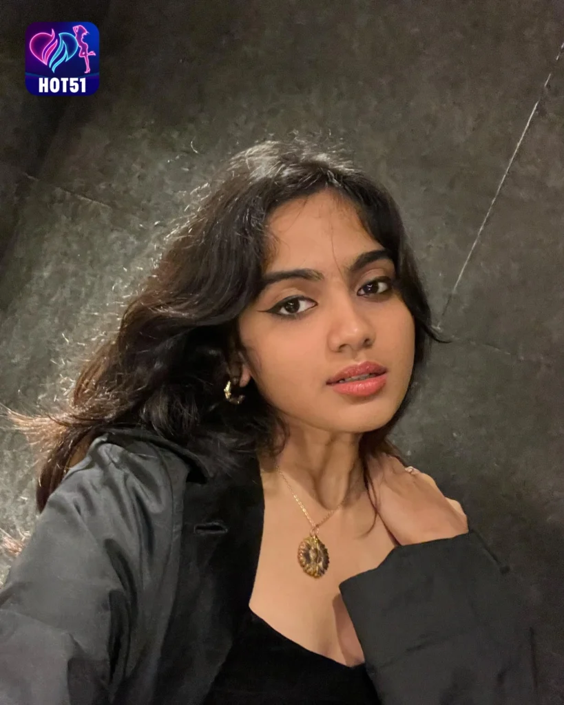 Devika Sanjay,hot51live