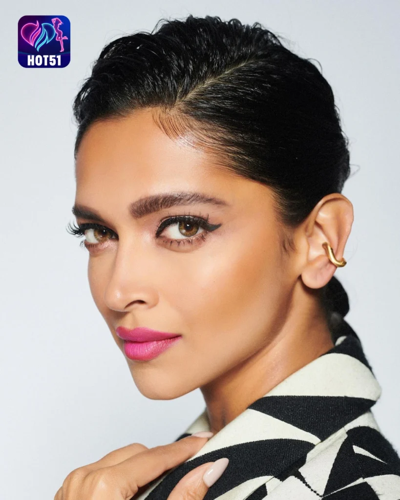 Deepika Padukone,hot51live