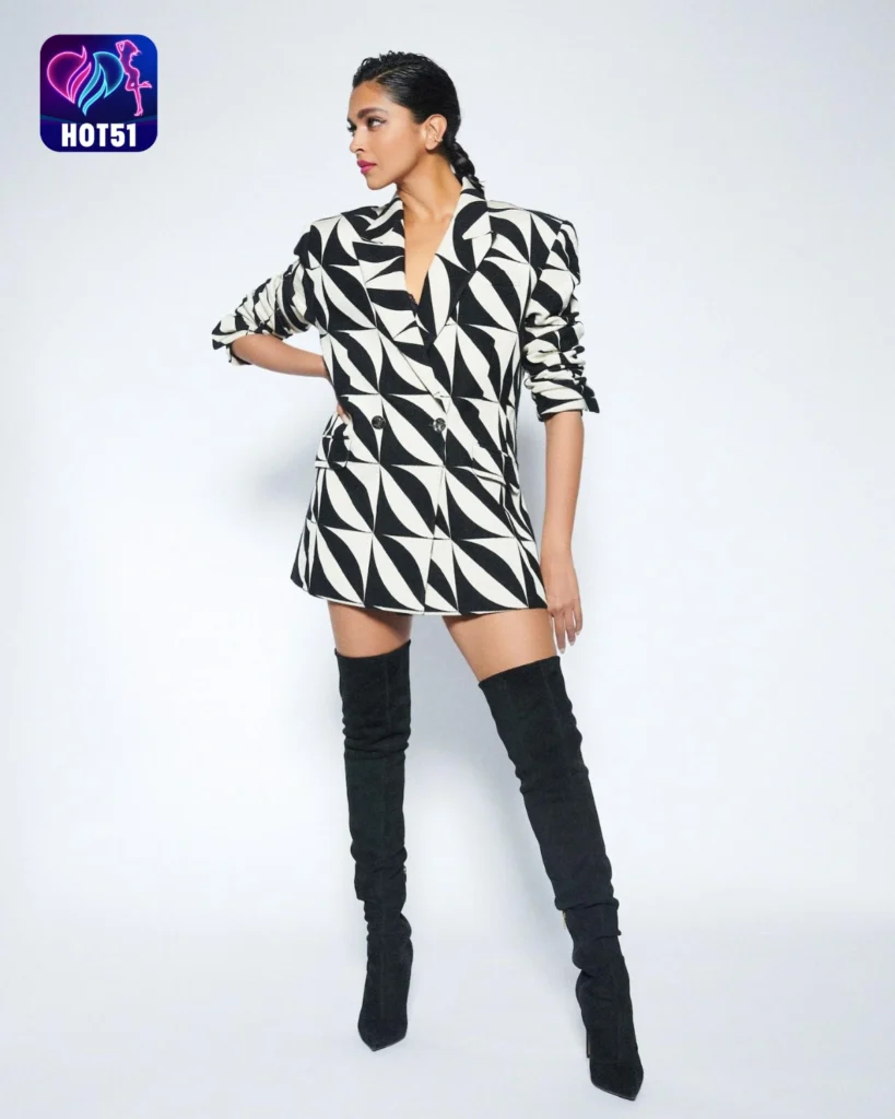 Deepika Padukone,hot51live