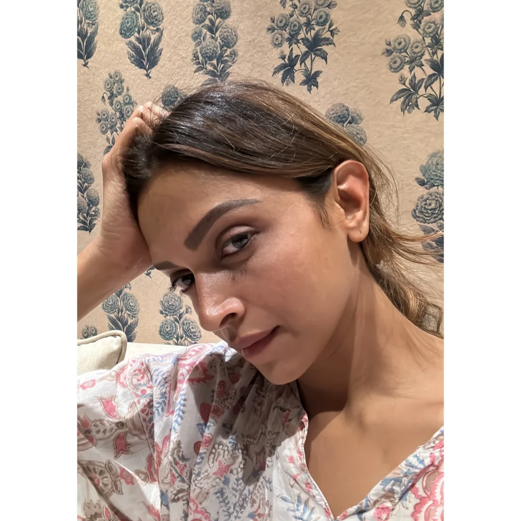 Deepika Padukone.hot51live