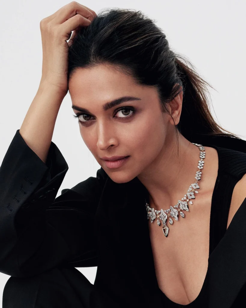 Deepika Padukone,hot51live