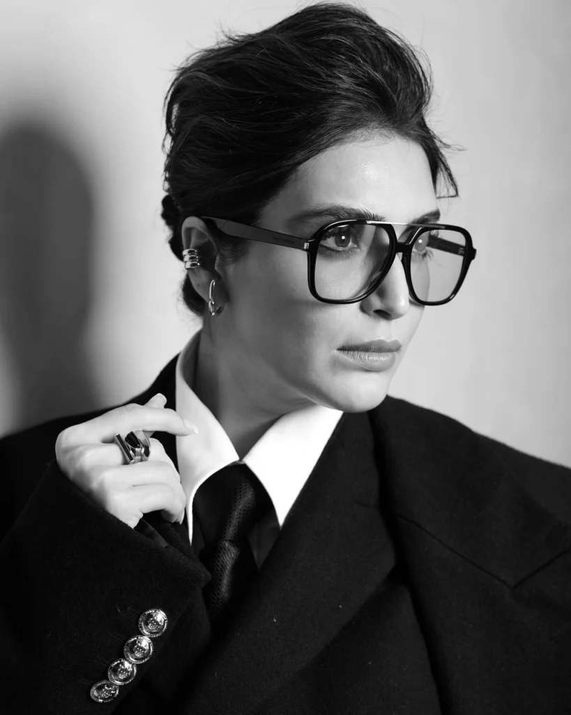 Karishma Tanna,hot51live