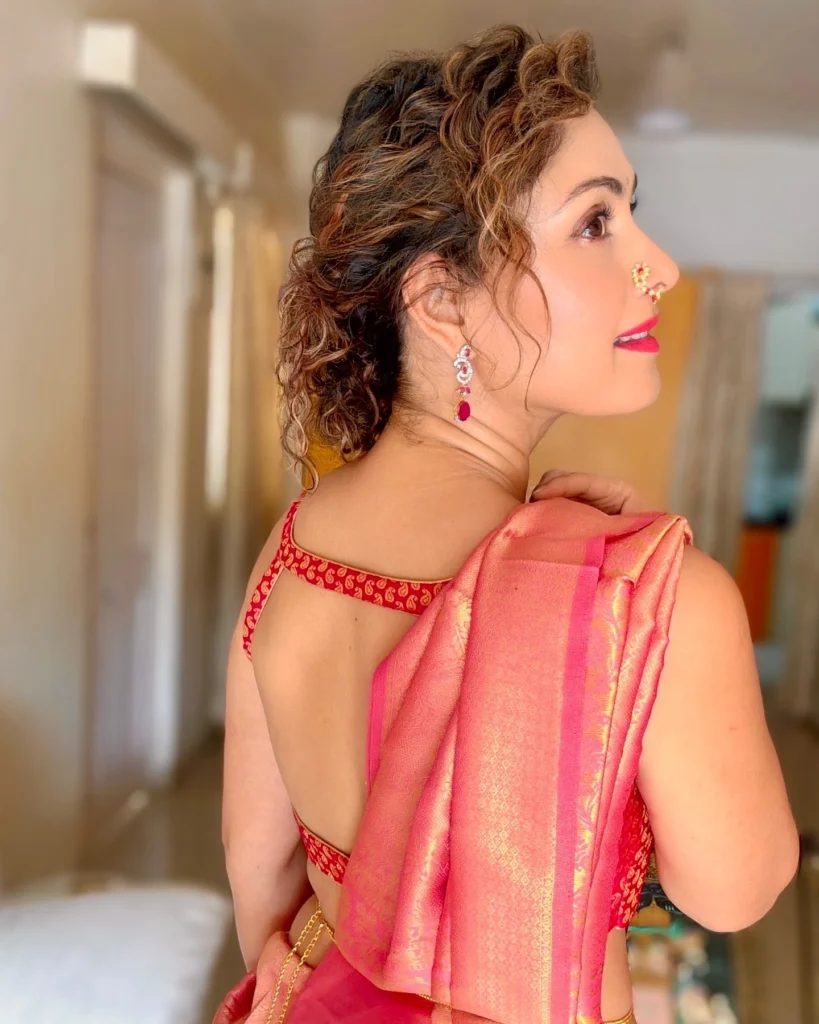 Manjari Fadnis.hot51live
