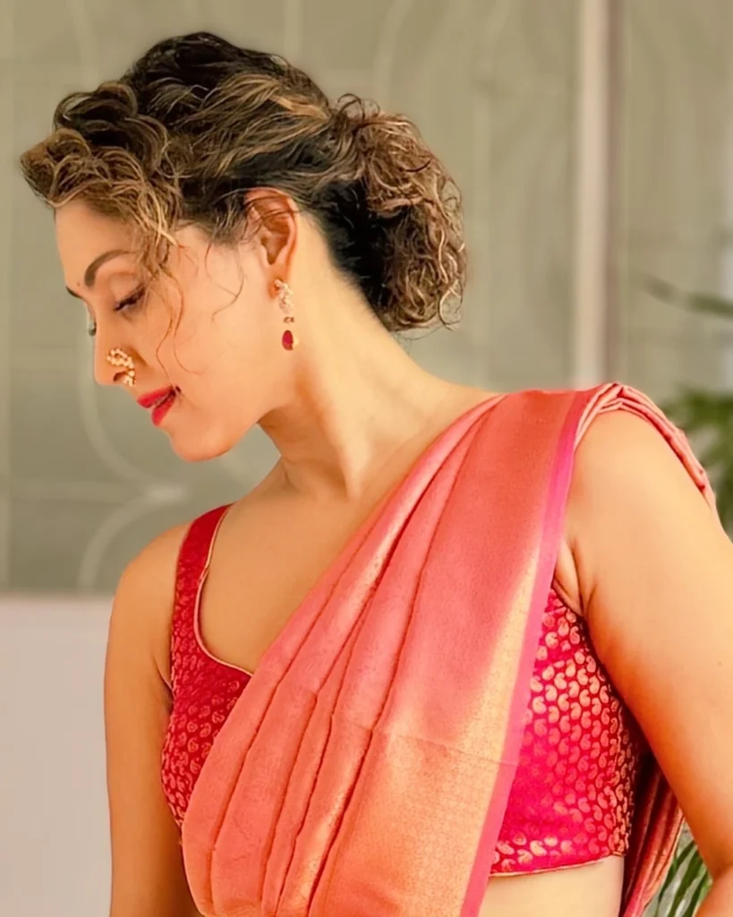 Manjari Fadnis.hot51live