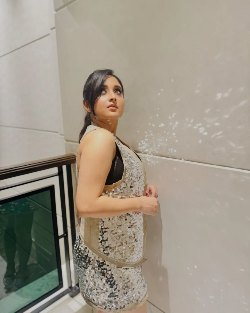 Soumitrisha Kundu,hot51live