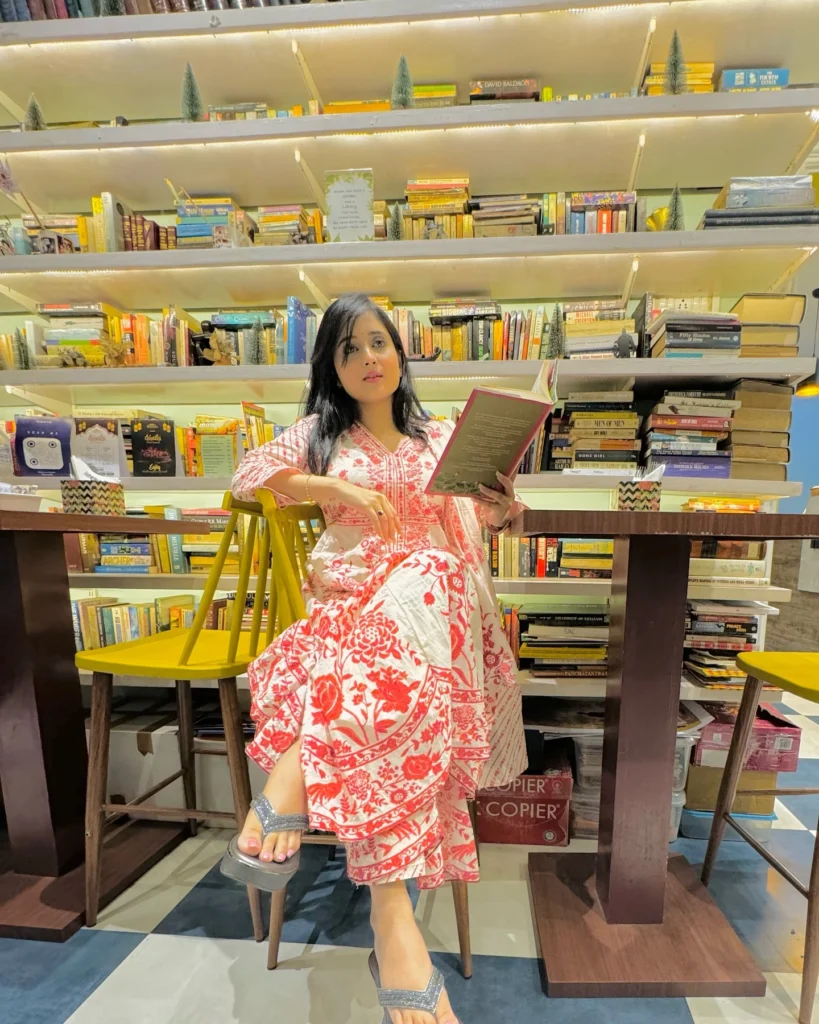 Soumitrisha Kundu,hot51live